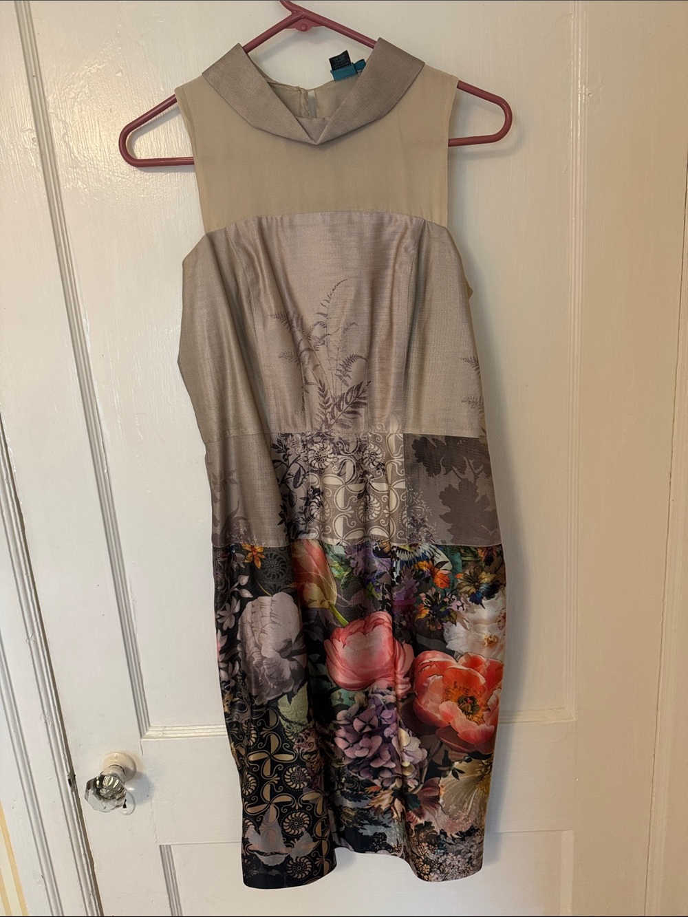 Floral Panel Sleeveless Cocktail Dress in Champagne and Multicolor